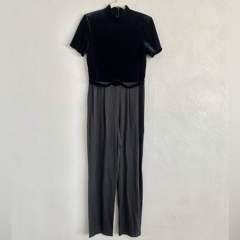 Victoria Stephens Jumpsuit Size 10 Velvet Black Mock Neck 80s Belted Wide Leg